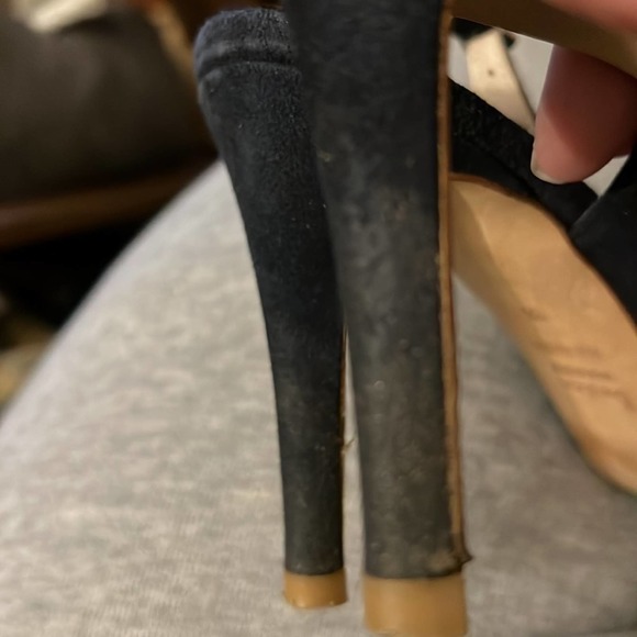 Boden Ashley T Bar heels Sz 38 / 7 Leather Made in Spain Studded Double T Strap - Picture 10 of 12